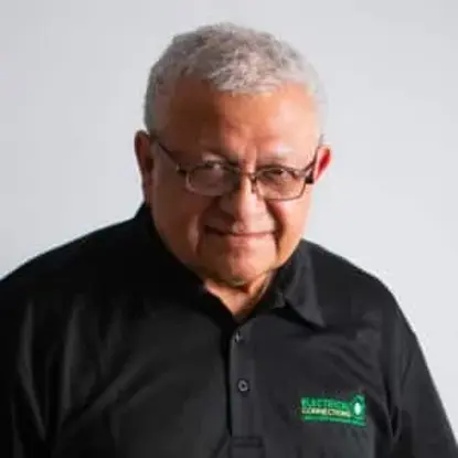 Bill  Castillo Photo